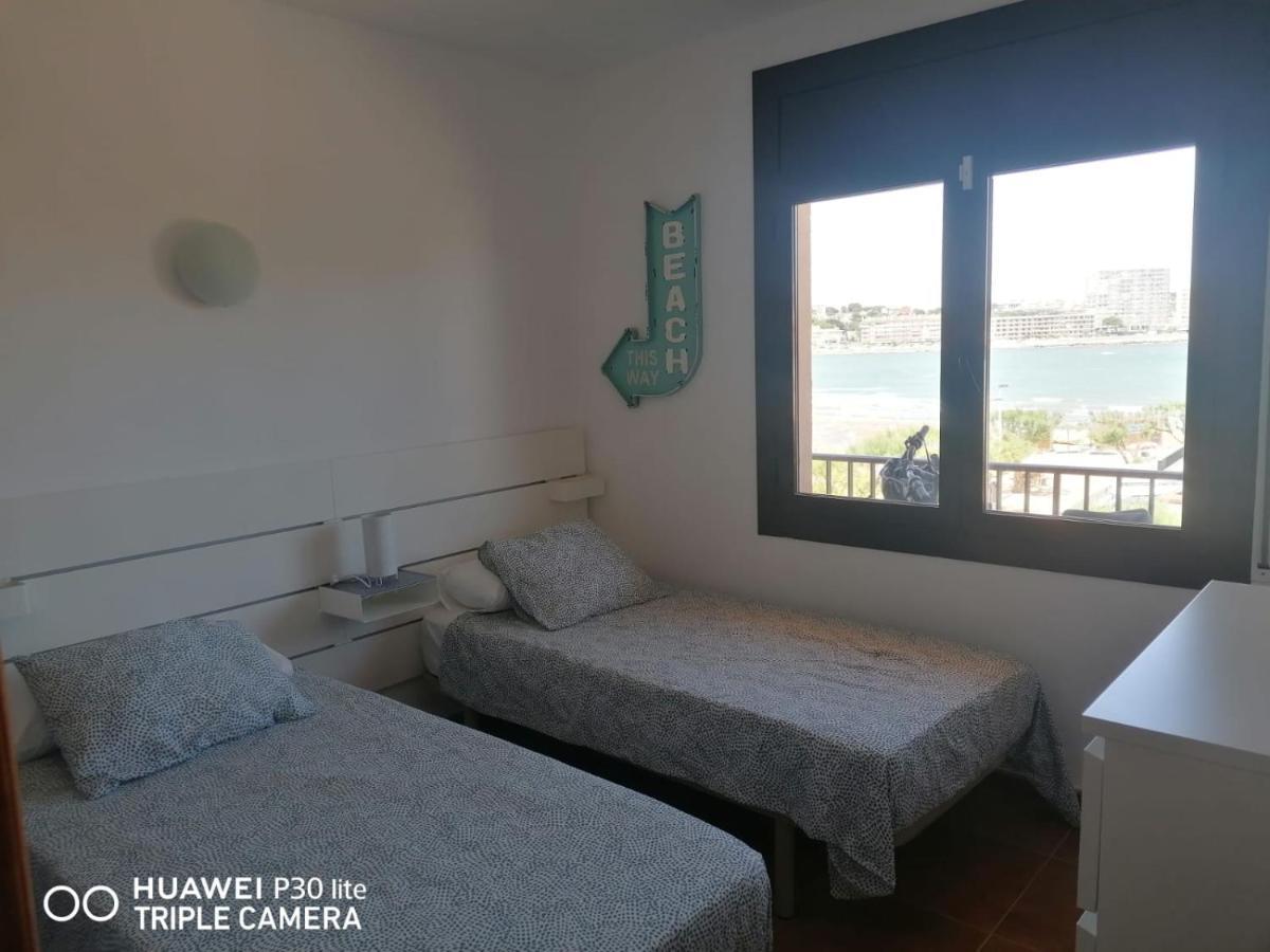 דירות L' Escala Riells Playa מראה חיצוני תמונה